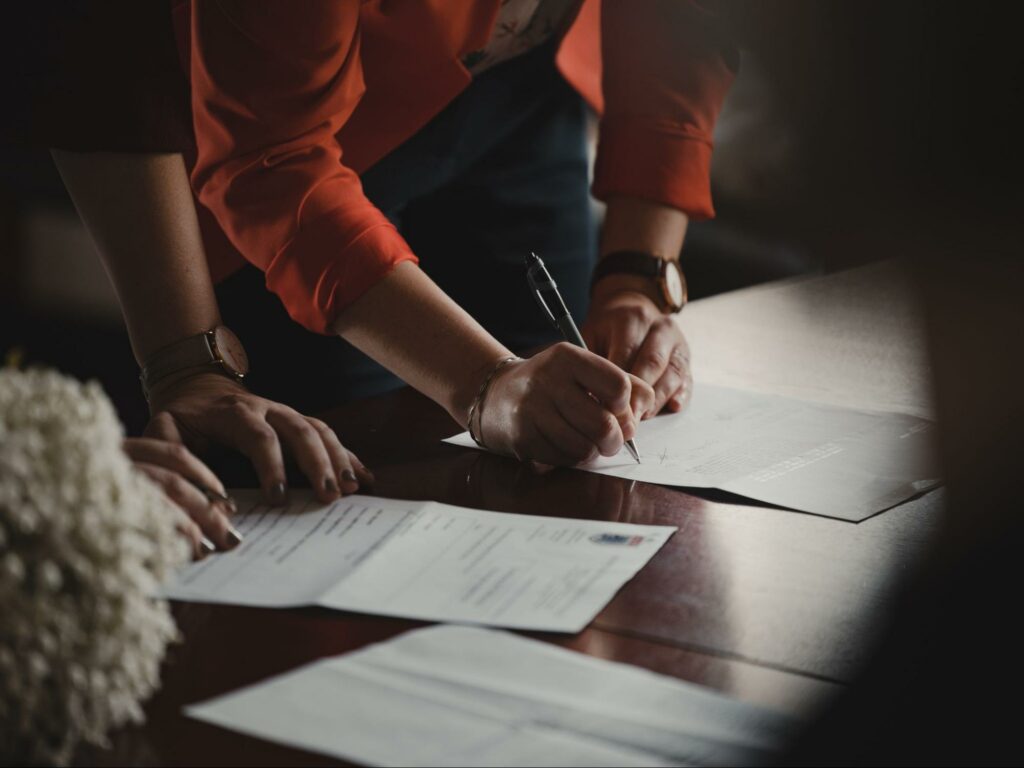 Witnesses to Sign the Will