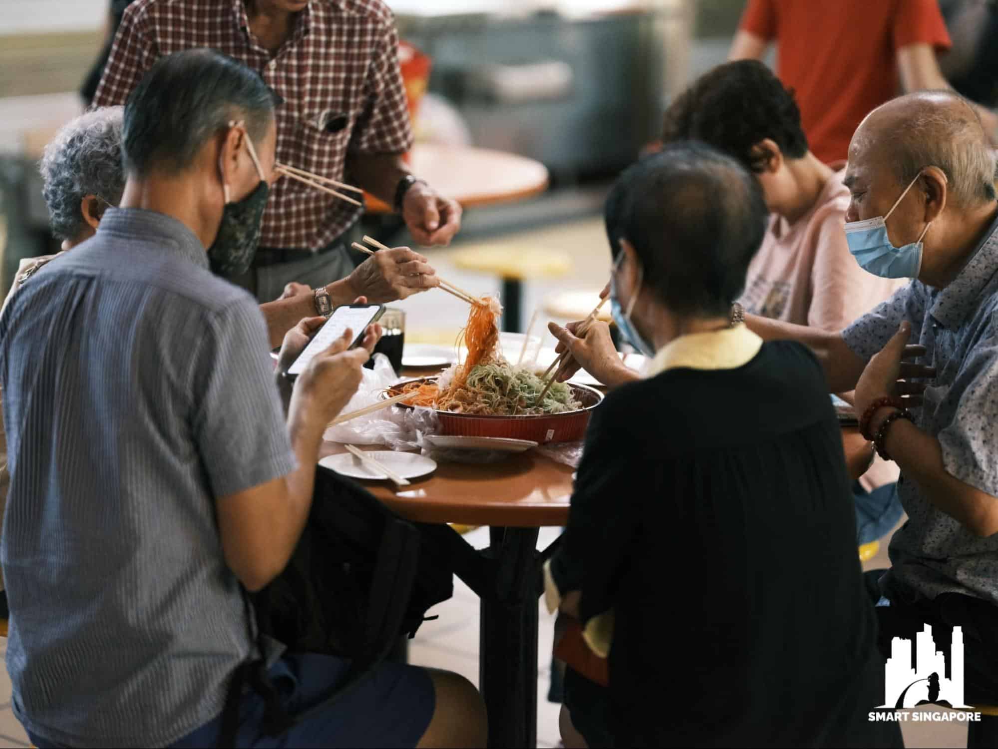 6 Tips on How to Order Food at a Hawker Center Like a Local