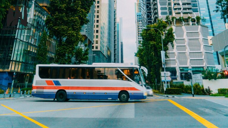 Bus-tling Around Singapore: A Public Transportation Guide [2026]